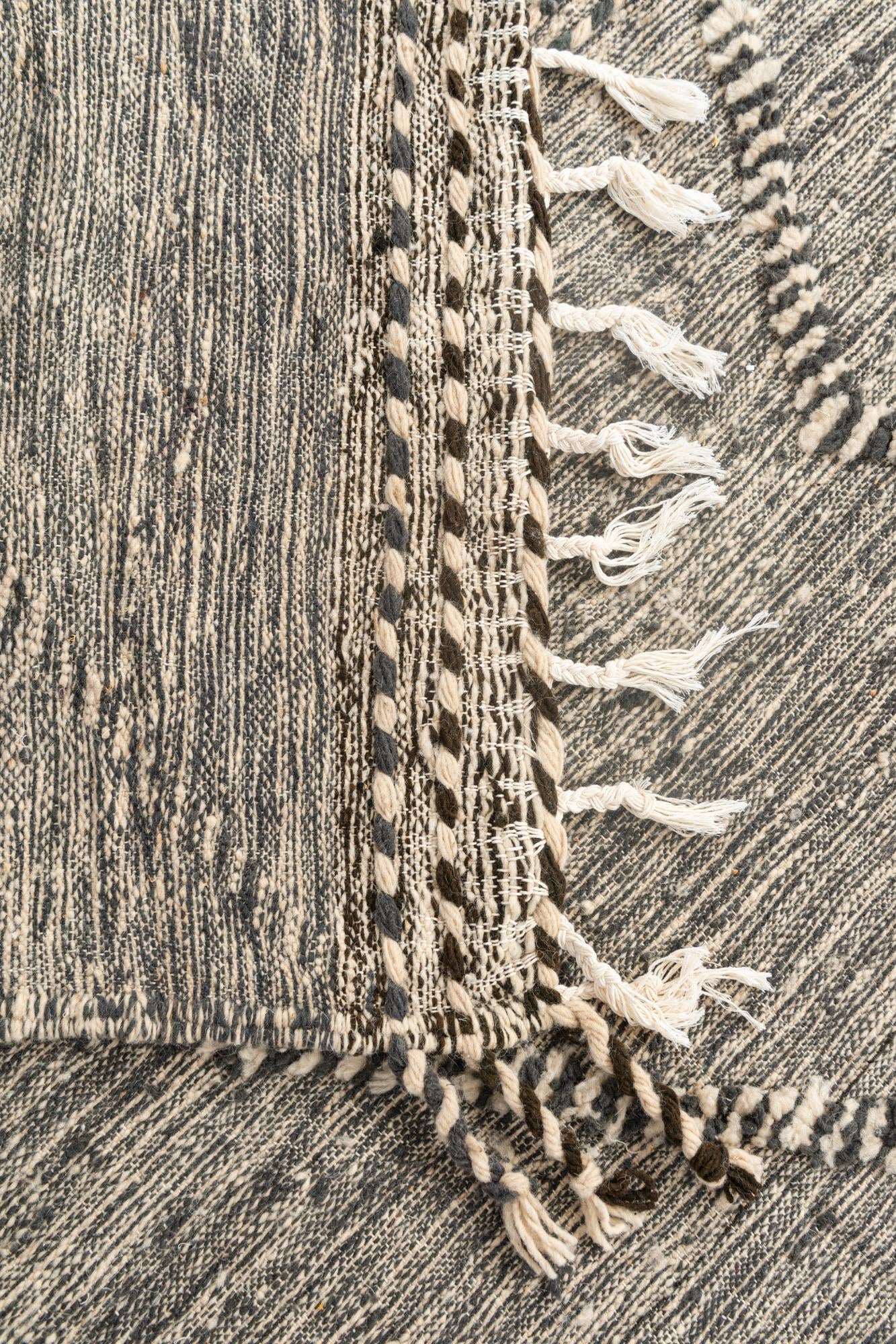 5' x 8' 7 Hand Knotted Moroccan Wool Rug
