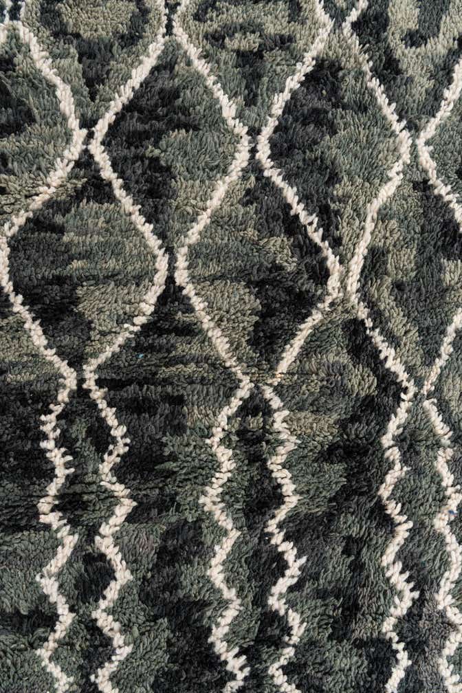 5' x 8' Hand Knotted Moroccan Wool Rug