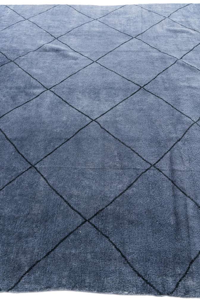 7' 9 x 9' 10 Hand Knotted Moroccan Wool Rug