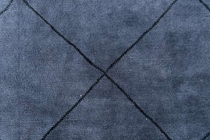 7' 9 x 9' 10 Hand Knotted Moroccan Wool Rug