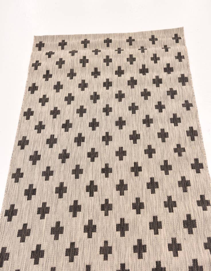 Detail image of 4' x 5' 6 Easy-Clean Modern Indoor / Outdoor Rug