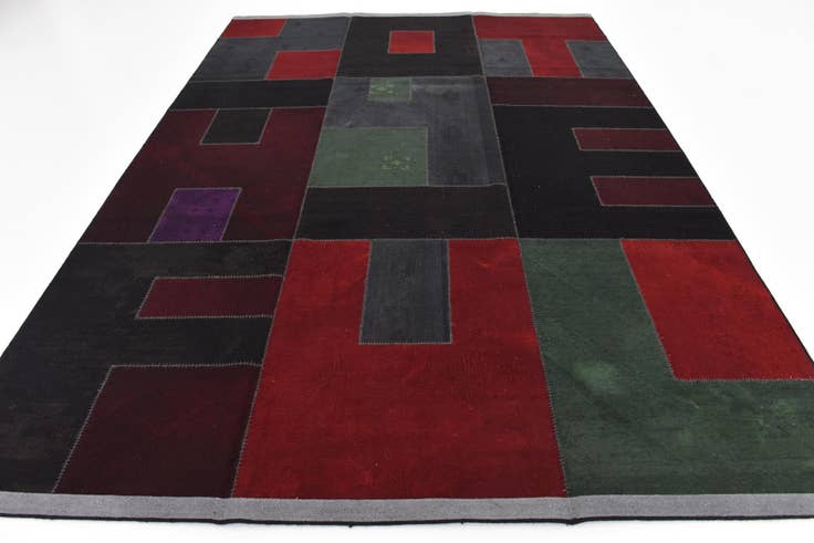 Detail image of 7' 3 x 10' Hand Woven Patchwork Wool Rug