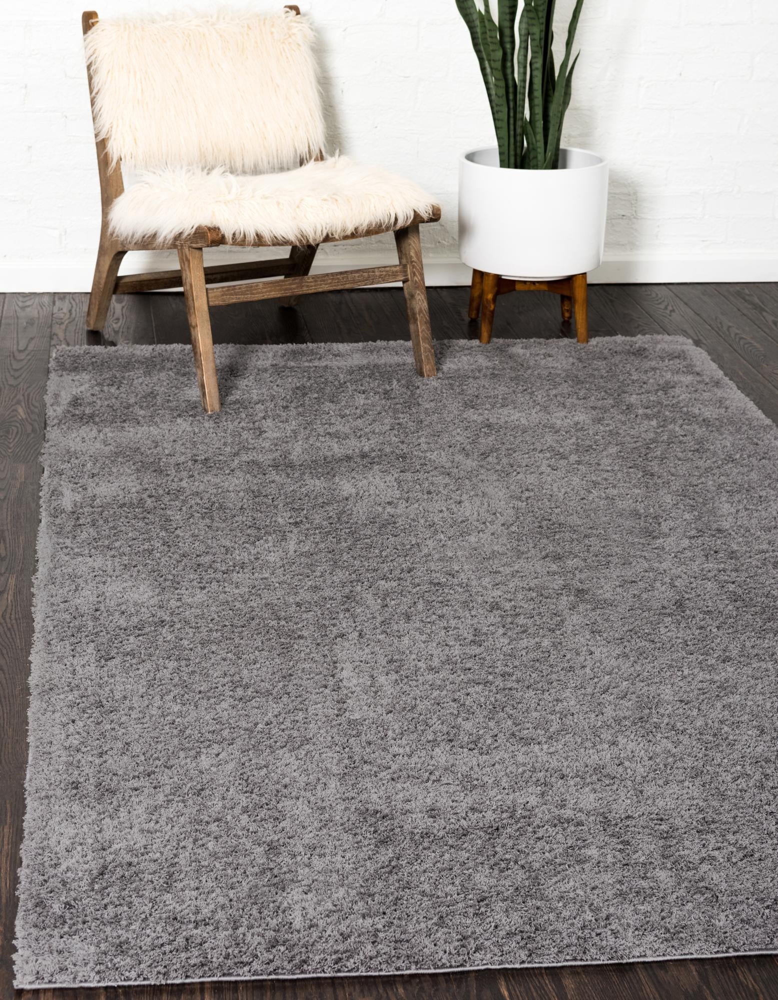 Primary image  9' x 12' 2 Solid Shag Rug