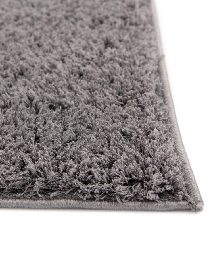 Detail image of 5' x 8' Solid Shag Rug