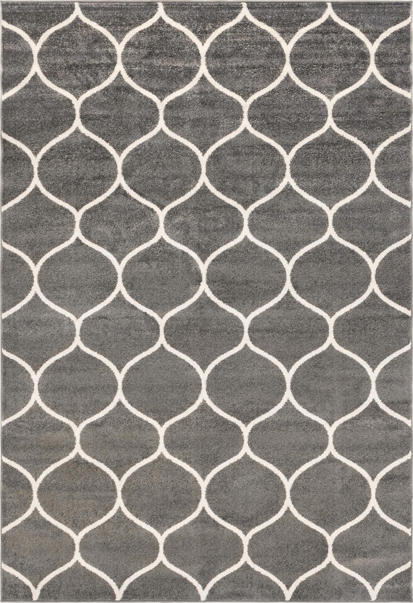 Primary image 7' x 10' Trellis Frieze Rug