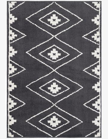 5' 3 x 7' 7 Trellis Rug