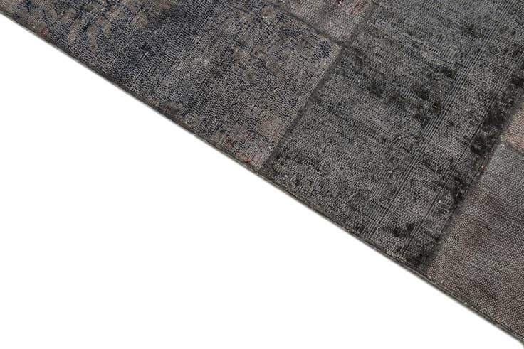 Detail image of 8' 7 x 10' 1 Hand Knotted Ultra Vintage Persian Wool Rug