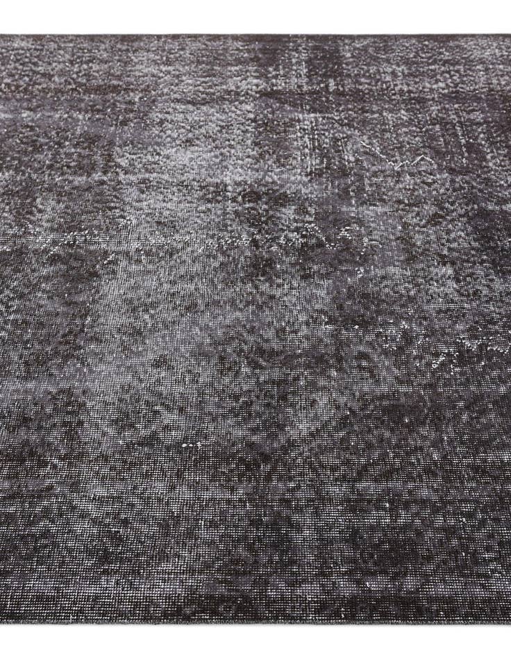 Detail image of 5' 7 x 9' 10 Ultra Vintage Wool Rug