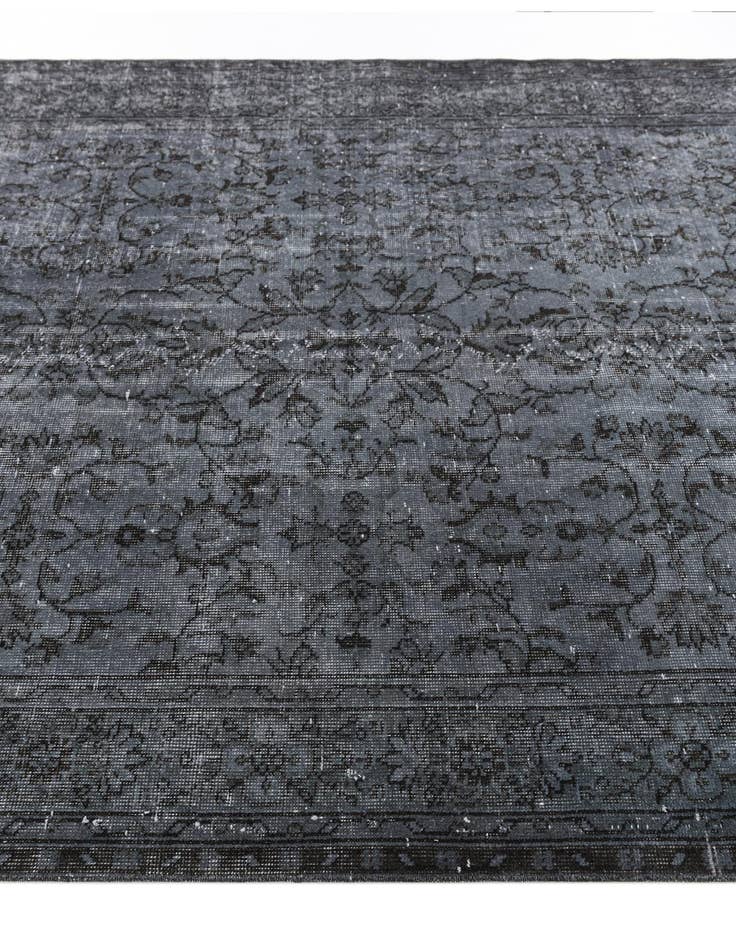 Detail image of 5' 9 x 9' 5 Ultra Vintage Wool Rug