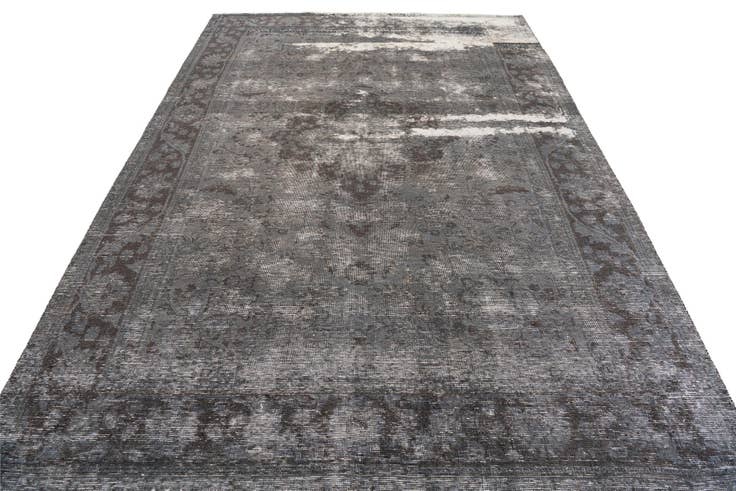 Detail image of 6' 8 x 9' 8 Hand Knotted Ultra Vintage Persian Wool Rug