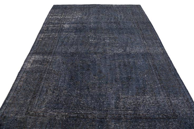 Detail image of 6' 6 x 8' 10 Hand Knotted Ultra Vintage Persian Wool Rug