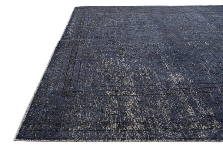 Detail image of 6' 6 x 8' 10 Hand Knotted Ultra Vintage Persian Wool Rug