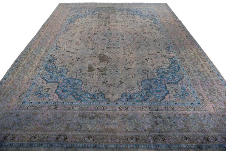 Detail image of 9' 6 x 12' 8 Hand Knotted Ultra Vintage Persian Wool Rug
