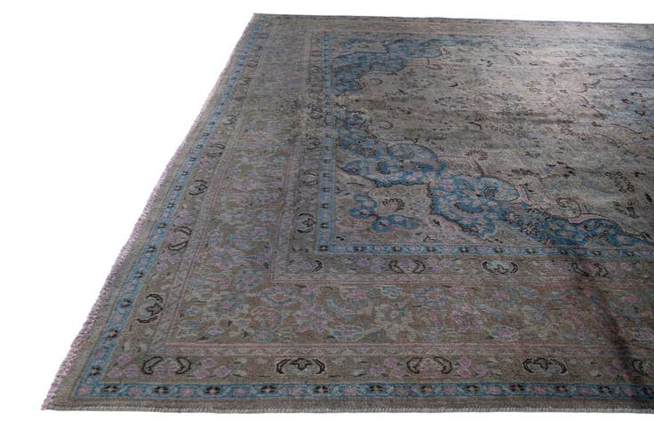Detail image of 9' 6 x 12' 8 Hand Knotted Ultra Vintage Persian Wool Rug
