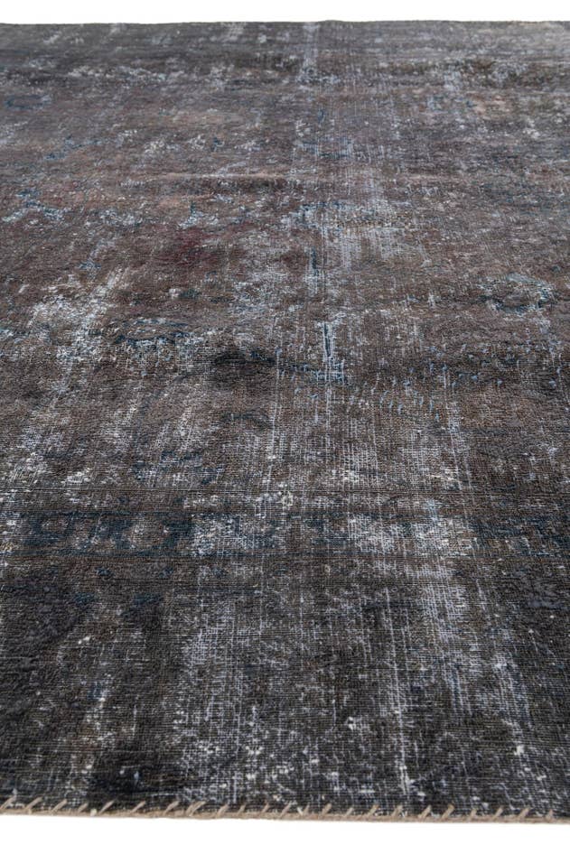 Detail image of 8' 9 x 10' 2 Hand Knotted Ultra Vintage Persian Wool Rug