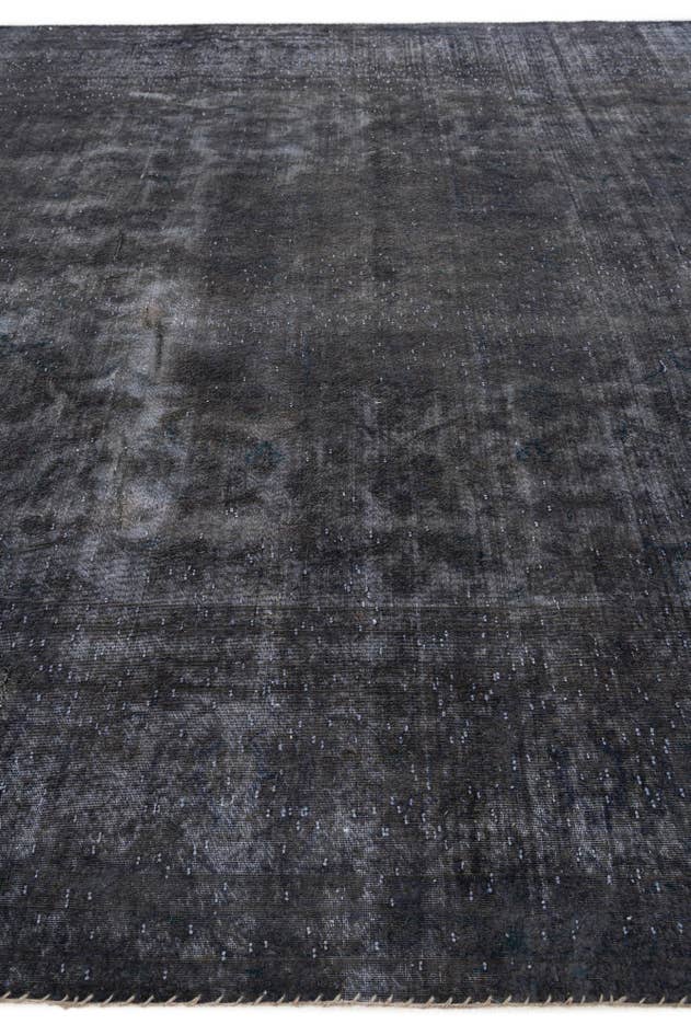 Detail image of 10' x 13' Ultra Vintage Wool Rug