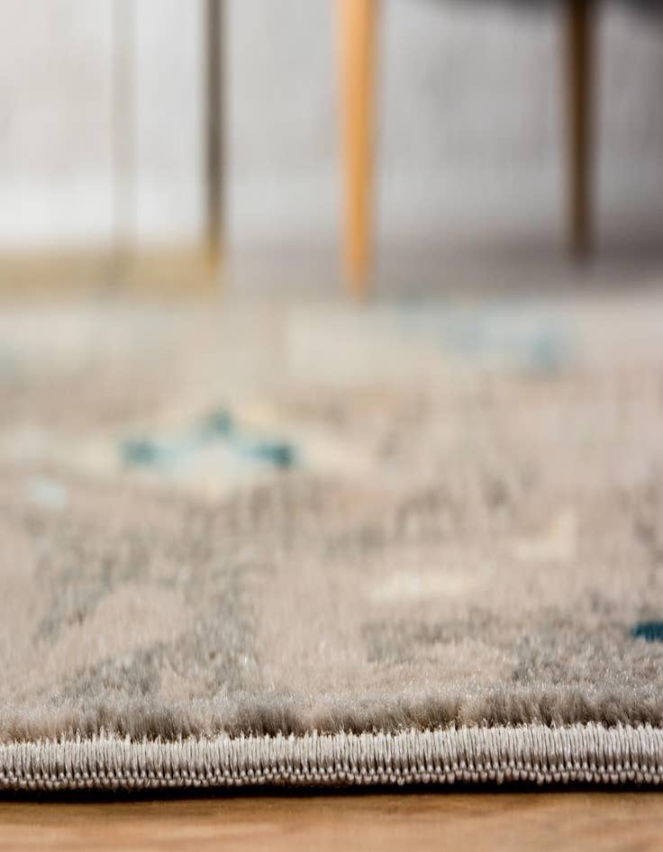 Detail image of 9' x 12' 2 Victoria Rug