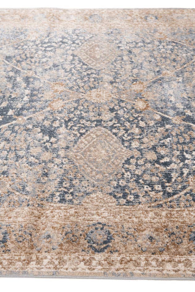 Detail image of 5' x 7' 7 Villa Rug