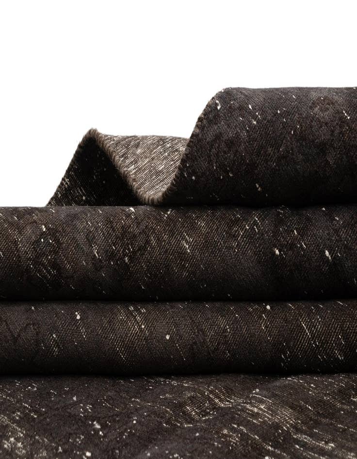 Detail image of 9' 3 x 12' 9 Vintage Royal Rug