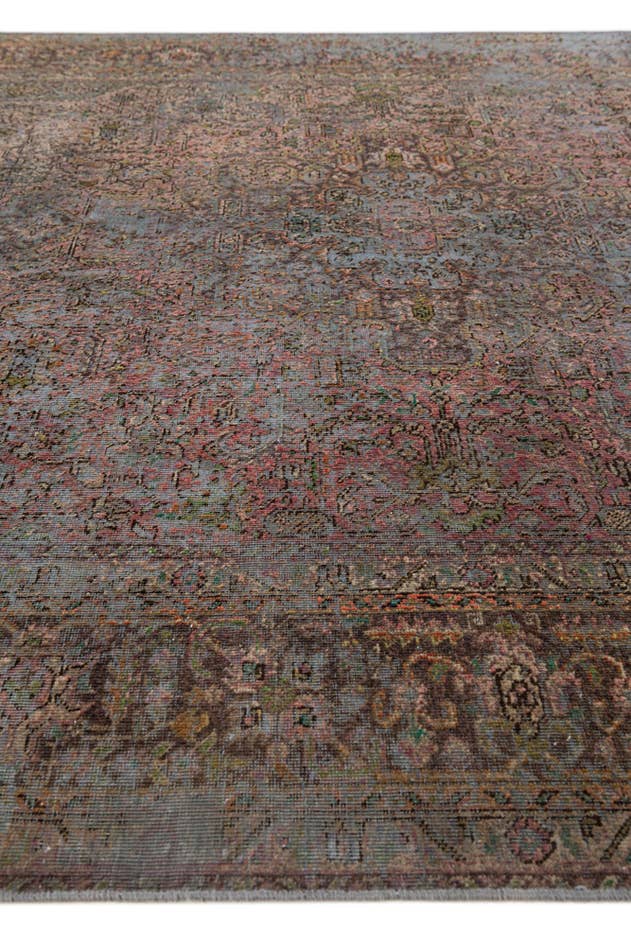 Detail image of 6' 6 x 9' 5 Hand Knotted Vintage Royal Persian Wool Rug