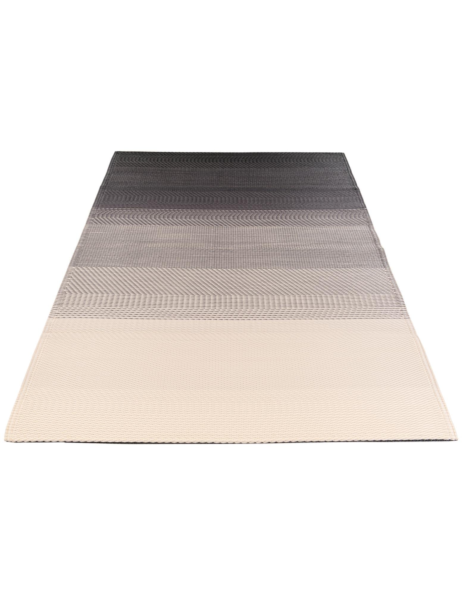 4' x 6' Easy-Clean Vista Breeze Indoor / Outdoor Rug