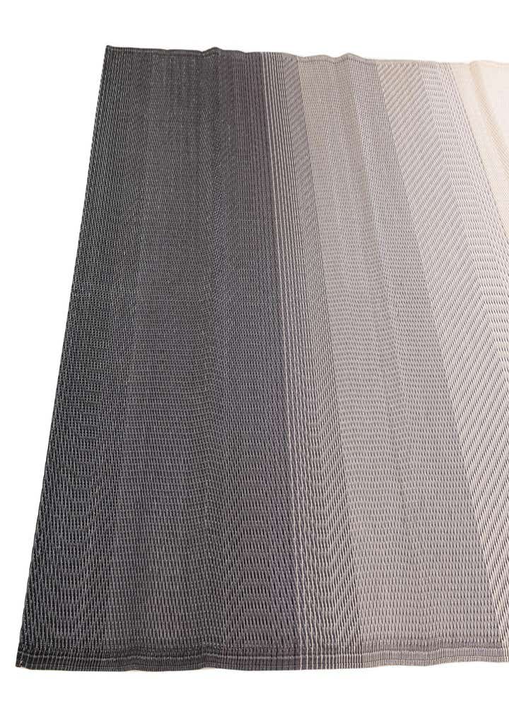 4' x 6' Easy-Clean Vista Breeze Indoor / Outdoor Rug