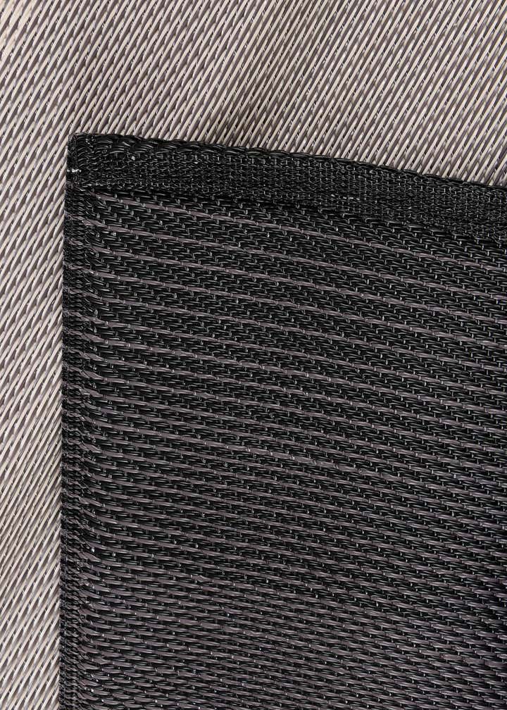 4' x 6' Easy-Clean Vista Breeze Indoor / Outdoor Rug