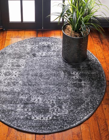 7' 10 x 7' 10 Bexley Round Rug