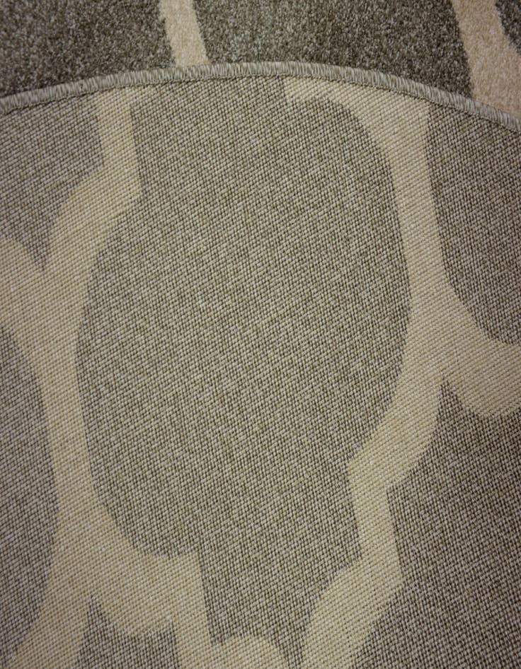 Detail image of 8' x 8' Lattice Round Rug