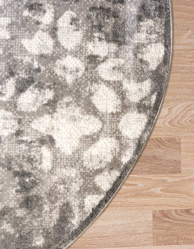 Detail image of 5' 3 x 5' 3 Monaco Round Rug