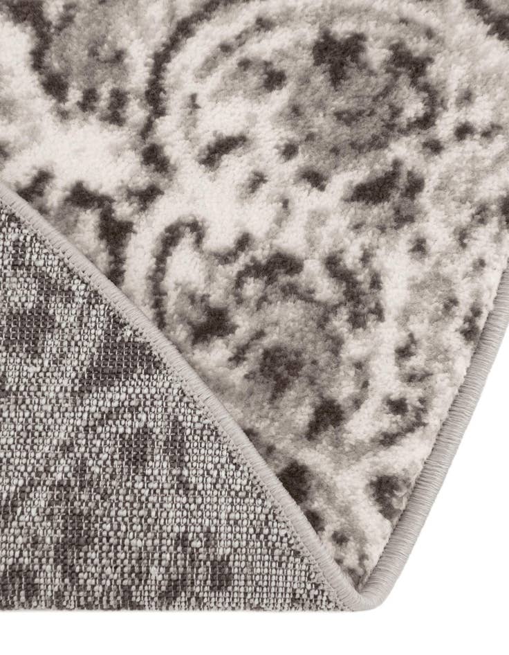 Detail image of 7' x 7' Monte Carlo Round Rug