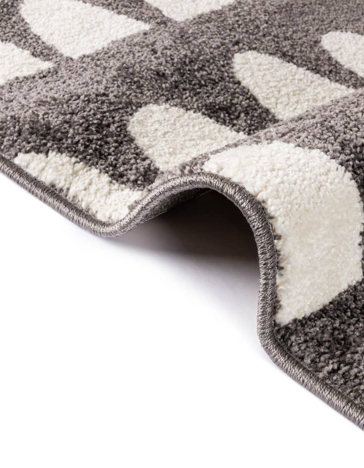 Detail image of 3' 3 x 3' 3 Whimsy Kids Round Rug