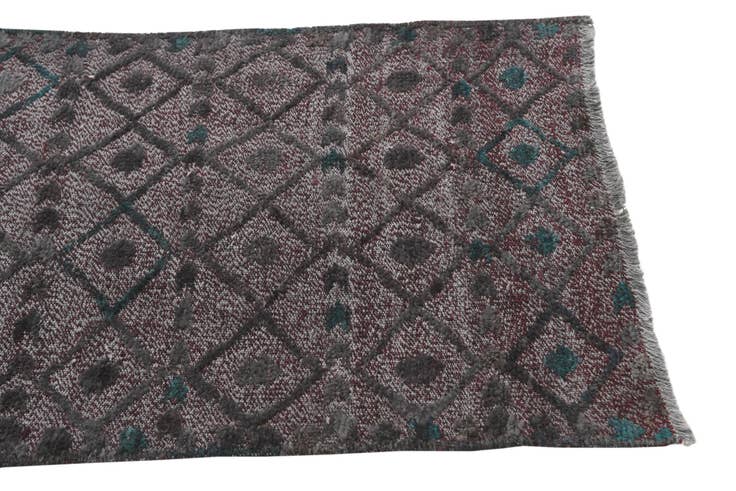 Detail image of 2' 7 x 12' 2 Hand Knotted Darya Wool Runner Rug