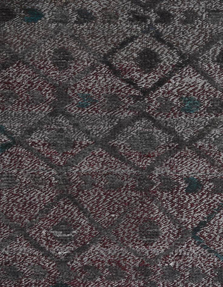 Detail image of 2' 7 x 12' 2  Hand Knotted Darya Wool Runner Rug