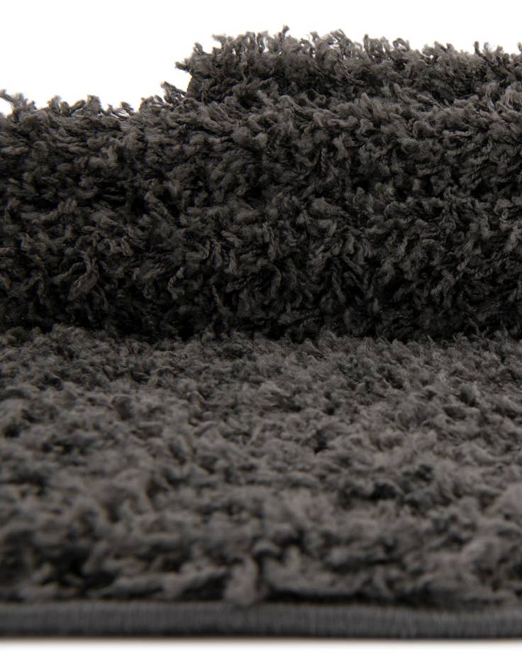 Detail image of 2' 6 x 10' Everyday Shag Runner Rug