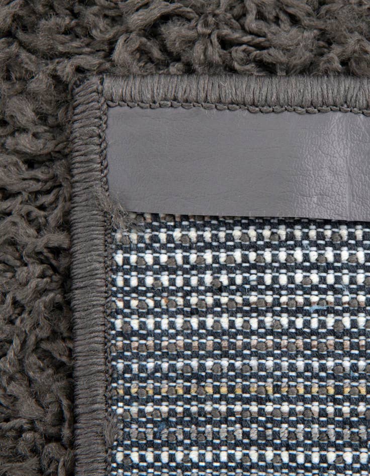 Detail image of 2' 6 x 10' Everyday Shag Runner Rug