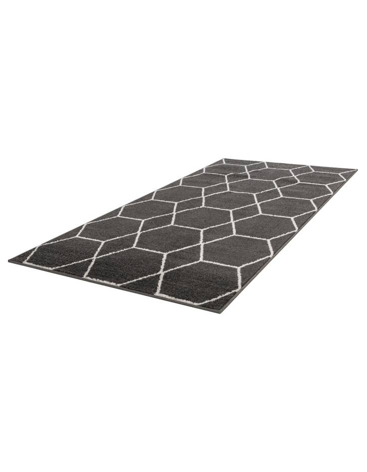 Detail image of 3' 2 x 6' 6 Lattice Frieze Runner Rug