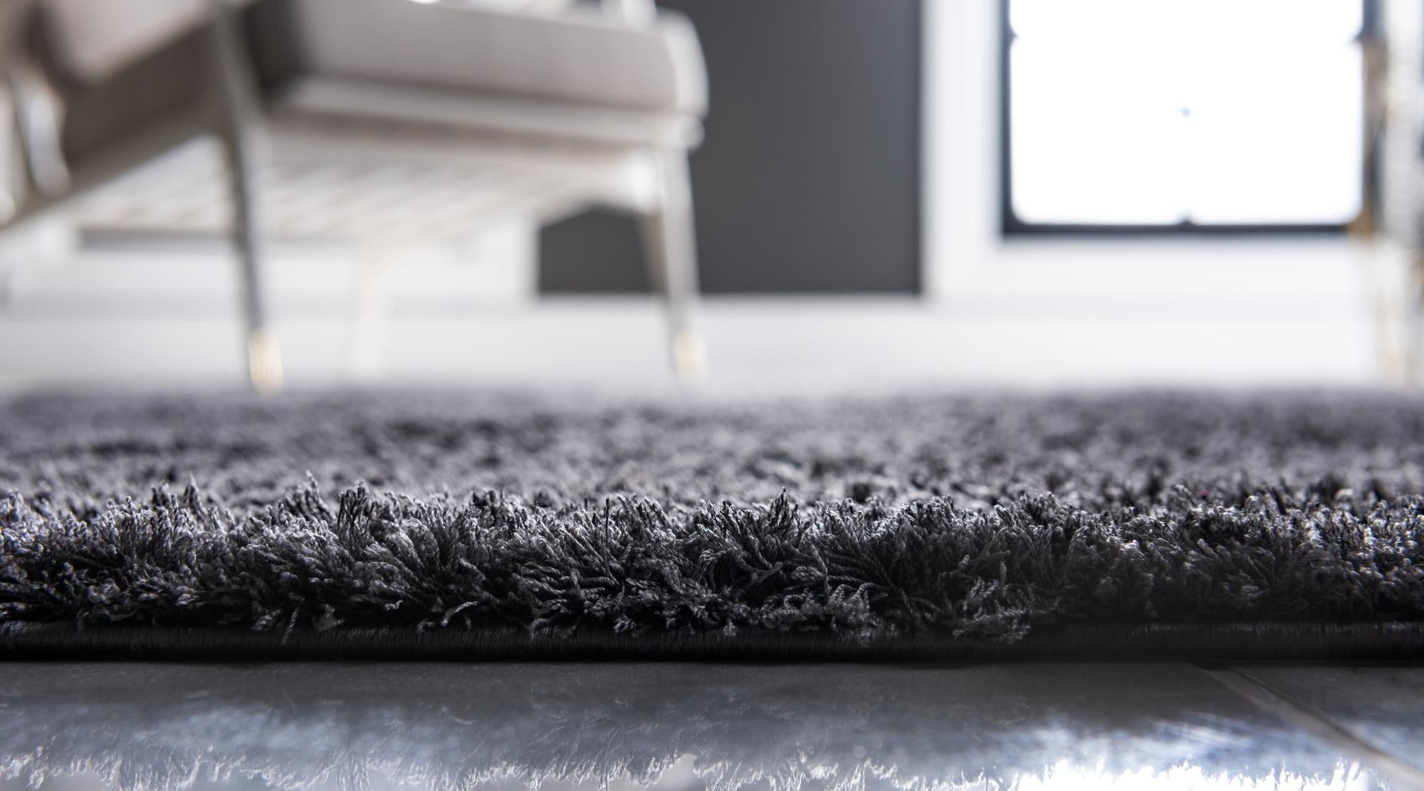 2' 7 x 10' Lattice Shag Runner Rug