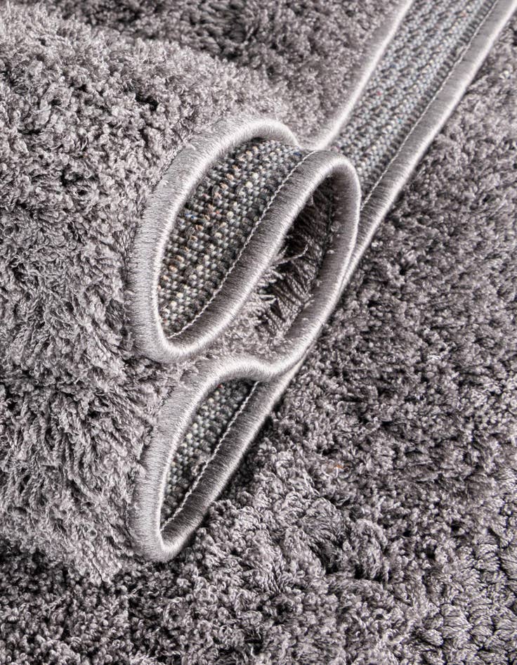 Detail image of 2' x 6' 9 Lattice Shag Runner Rug