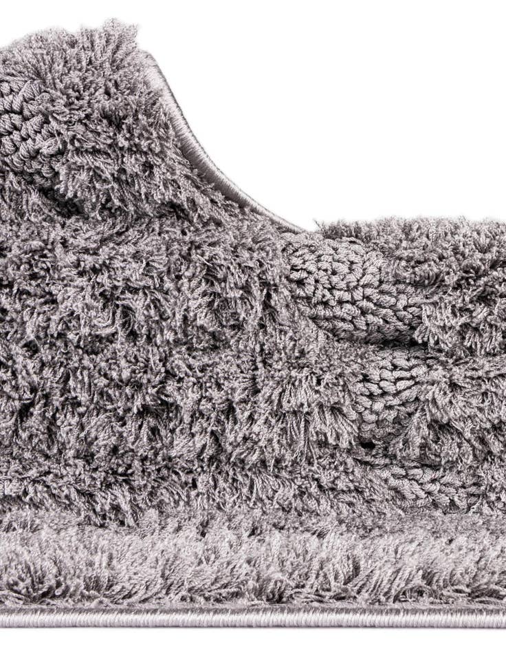 Detail image of 2' x 6' 9 Lattice Shag Runner Rug