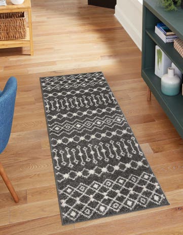 2' x 5' Moroccan Trellis Runner Rug