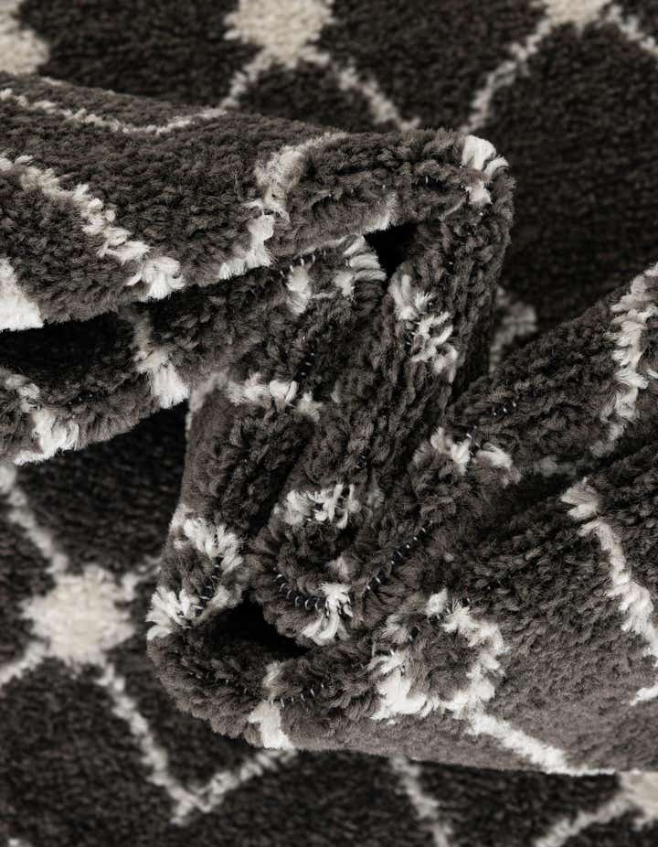 2' x 5' Moroccan Trellis Runner Rug