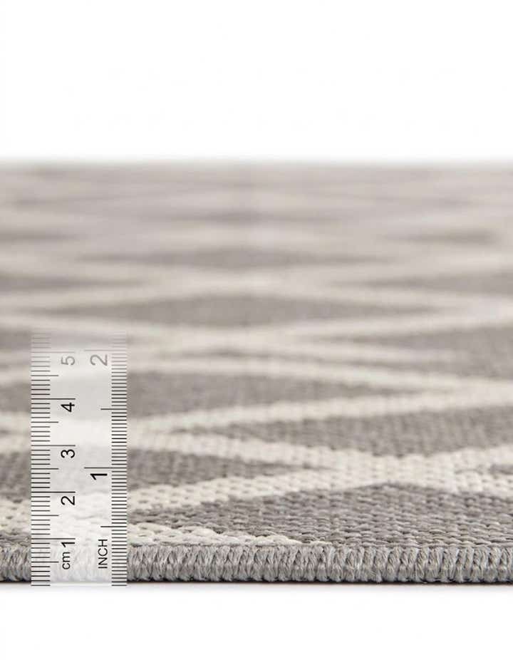 4' x 82' Easy-Clean Indoor / Outdoor Runner Rug