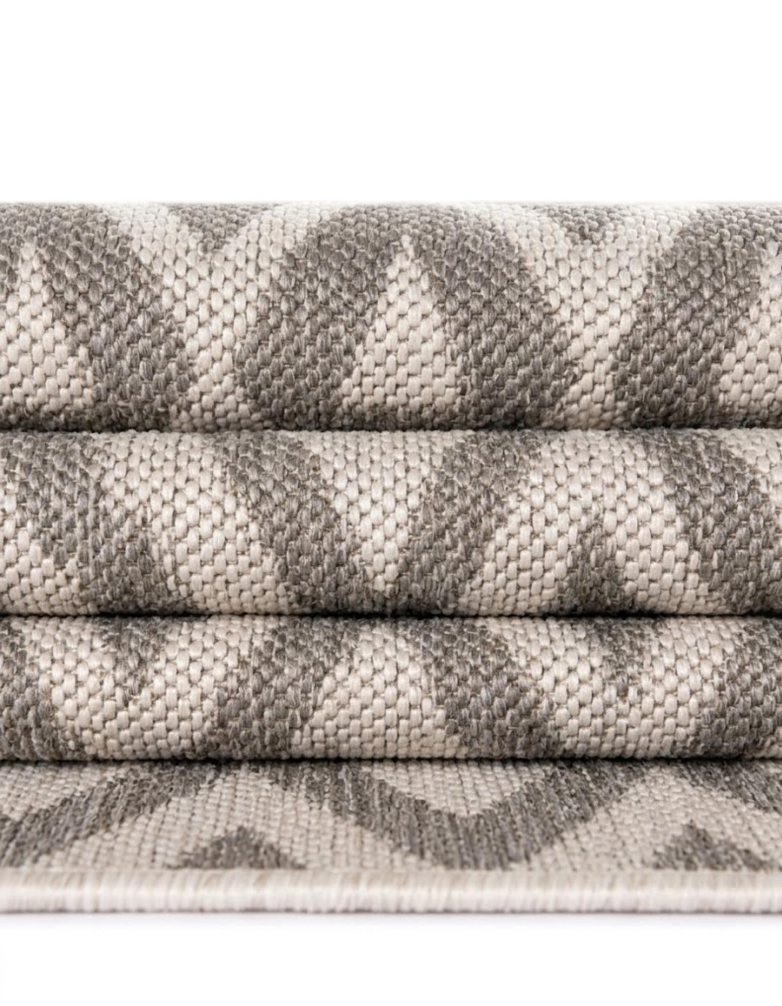 5' x 82' Easy-Clean Indoor / Outdoor Runner Rug