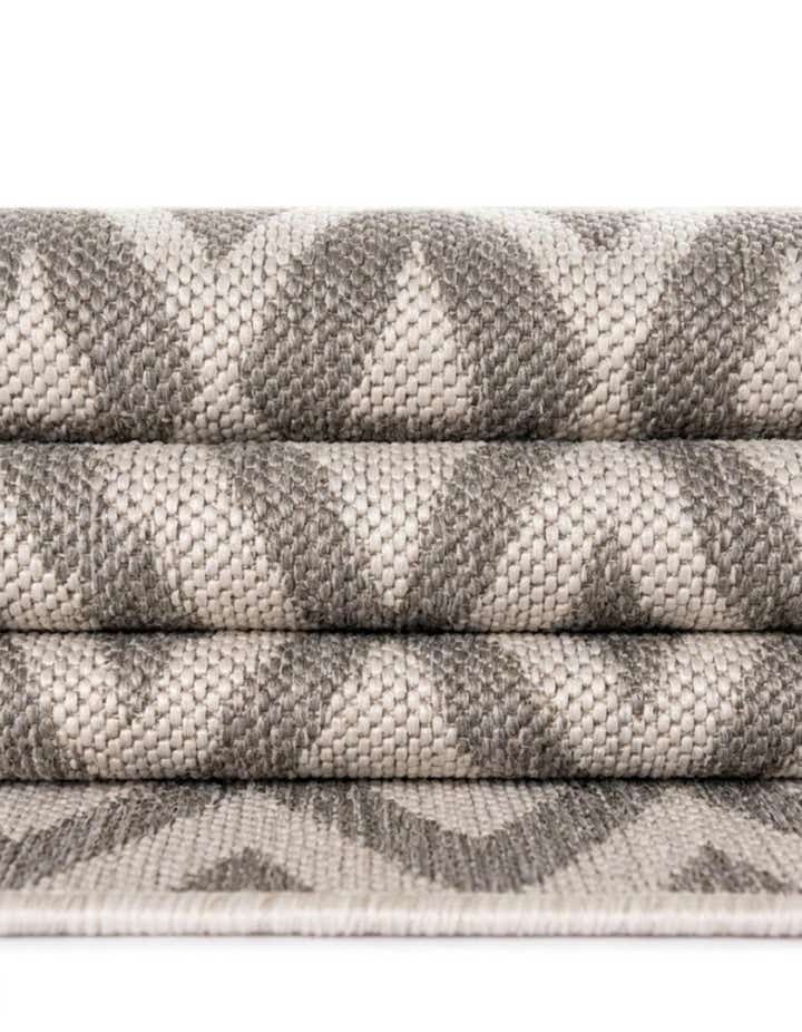 4' x 82' Easy-Clean Indoor / Outdoor Runner Rug