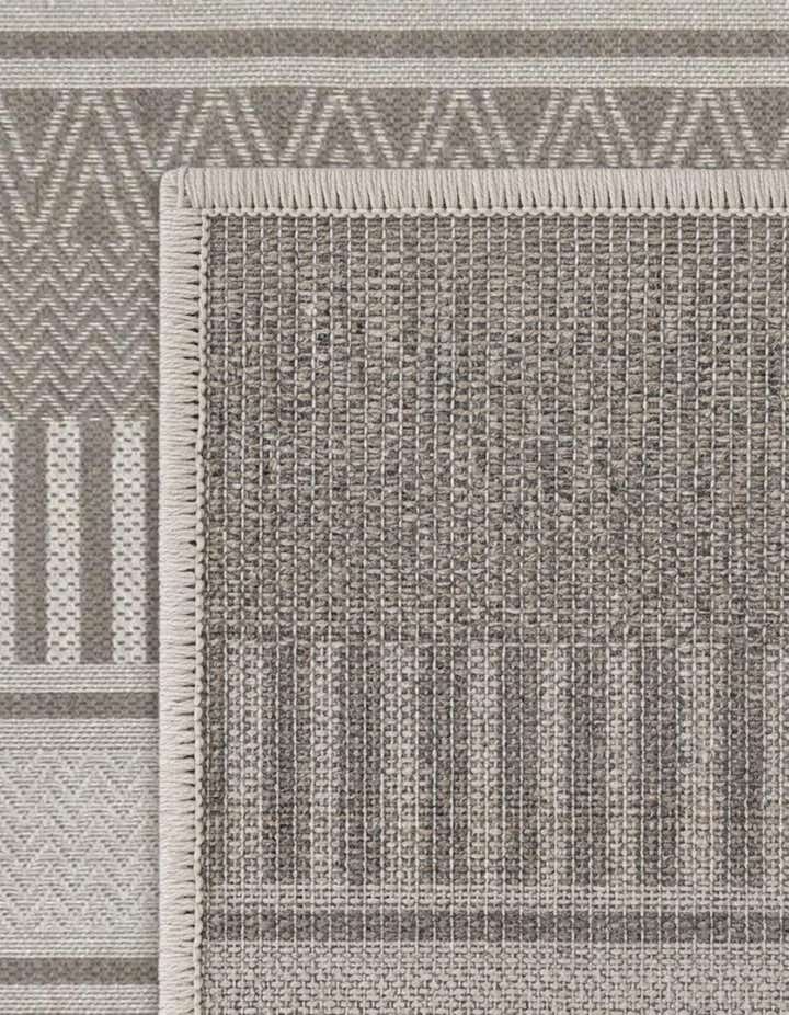 4' x 82' Easy-Clean Indoor / Outdoor Runner Rug