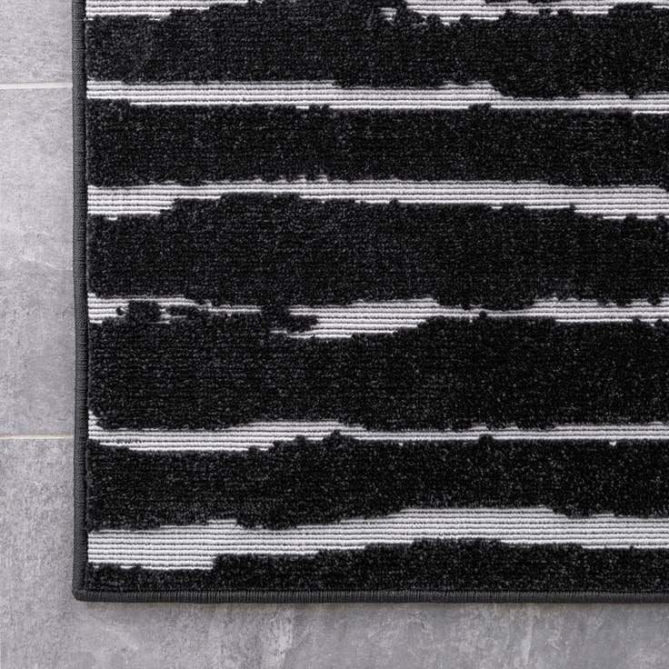 Detail image of 2' x 6' Easy-Clean Sabrina Soto Ola Indoor / Outdoor Runner Rug