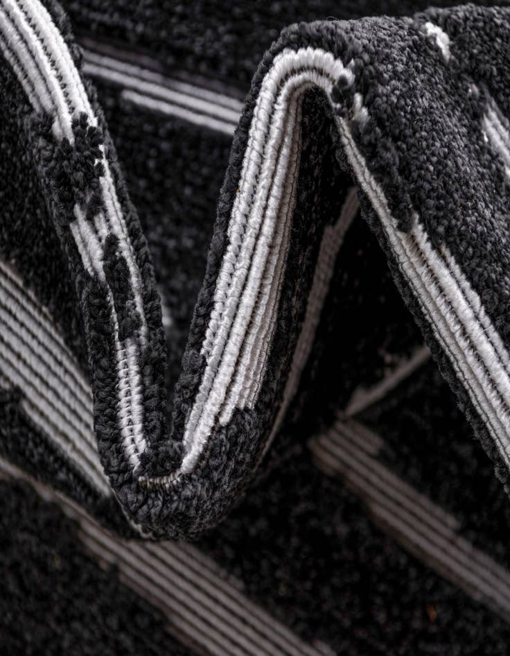 Detail image of 2' x 6' Easy-Clean Sabrina Soto Ola Indoor / Outdoor Runner Rug