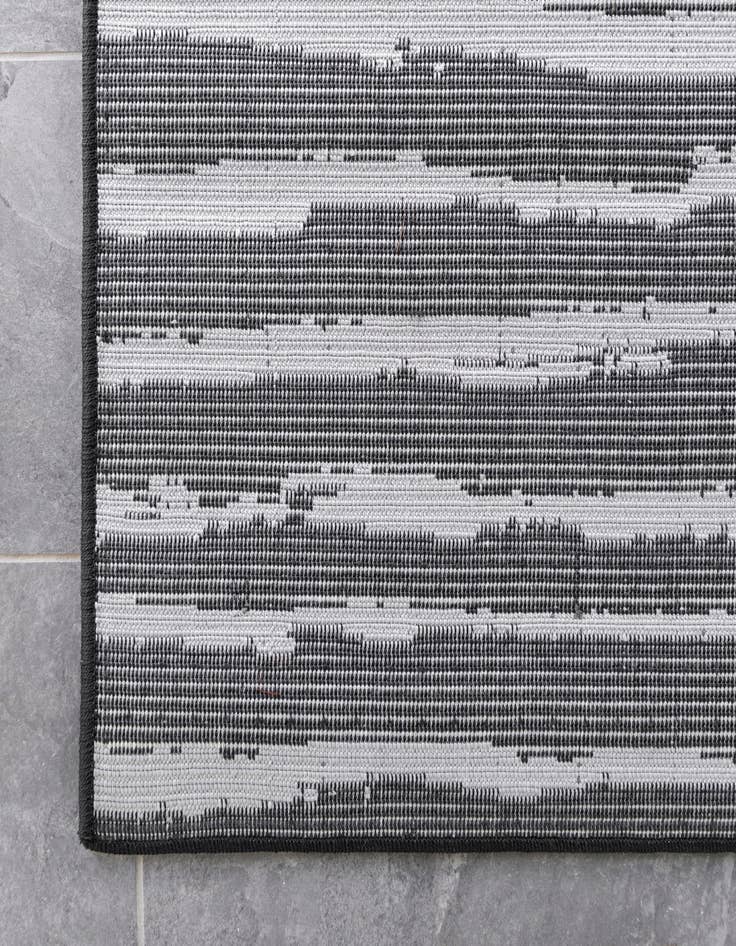 Detail image of 2' x 6'  Washable Sabrina Soto Ola Indoor / Outdoor Runner Rug