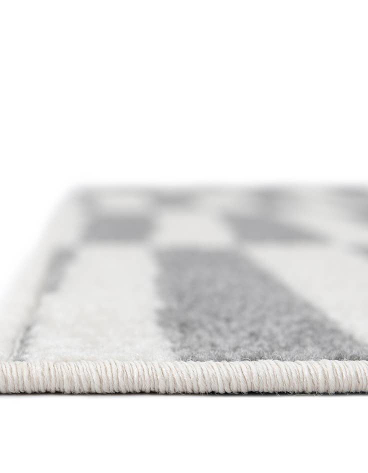 Detail image of 2' 9 x 9' 10 SoHo Runner Rug